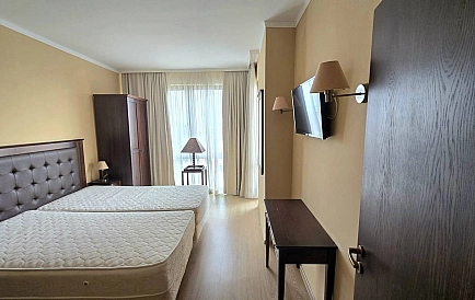 ID 15375 Двухкомнатная квартира в Барсело Роял Бич Фото 3