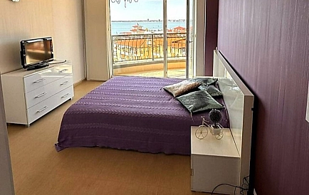 ID 15195 Четырехкомнатная квартира в Роял Палм Фото 3