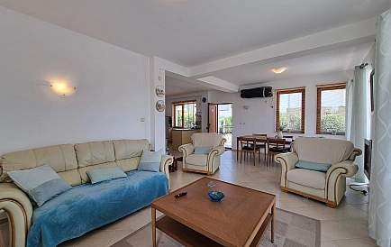 ID 11885 Дом в Горице Фото 2