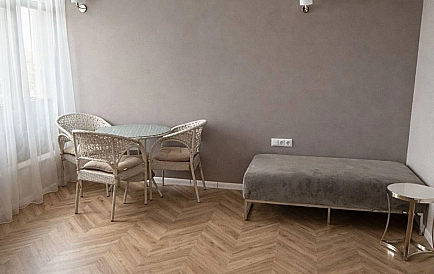 ID 15370 Трехкомнатная квартира в Романс Париж Фото 3