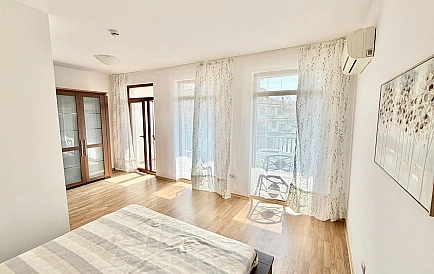 ID 15257 Четырехкомнатная квартира в Виньярдс Фото 8