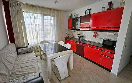 ID 13880 Двухкомнатная квартира в Царево Фото 1 