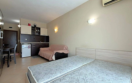 ID 16379 Квартира-студия в Сансет Бич 3 Фото 2
