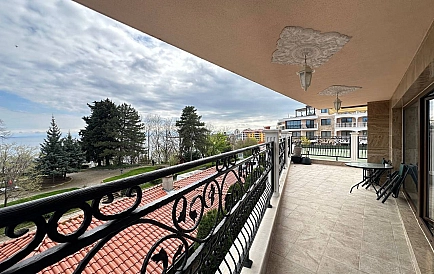 ID 15479 Трехкомнатная квартира в Валенсия Гарденс Фото 5