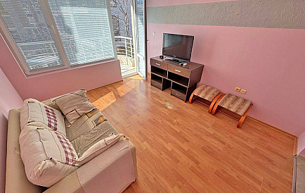 ID 13840 Квартира-студия в Нев Фото 1 