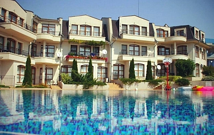 ID 15298 Трехкомнатная квартира в Несебр Вью Фото 6