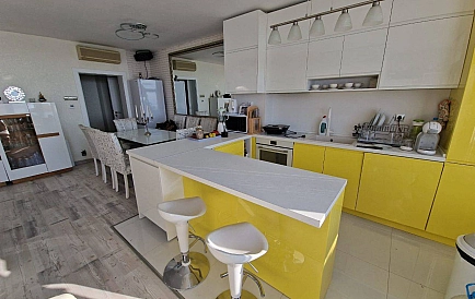 ID 15004 Трехкомнатная квартира в Оазис Фото 2