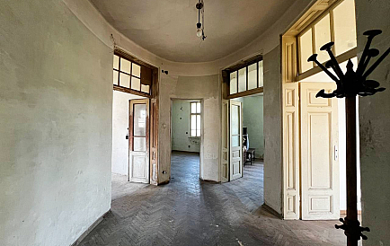 ID 14044 Четырехкомнатная квартира в Бургасе Фото 1 