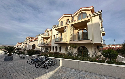 ID 15956 Трехкомнатная квартира в Гранд Вилладж Фото 8