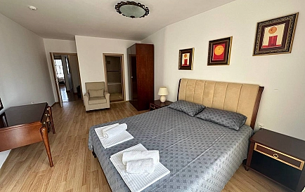 ID 15458 Трехкомнатная квартира в Роял Бей Фото 2