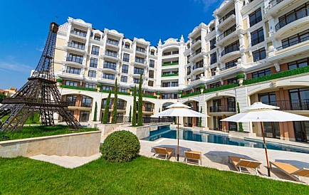 ID 15370 Трехкомнатная квартира в Романс Париж Фото 1 