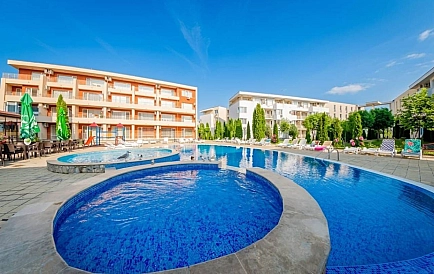 ID 15853 Квартира-студия в Несебр Форт Клуб Фото 3