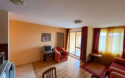 ID 13170 Двухкомнатная квартира в Галерея Фото 8