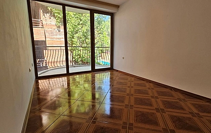 ID 15043 Трехкомнатная квартира в районе Русалка Фото 3