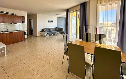 ID 13984 Трехкомнатная квартира в Мидия Фото 2