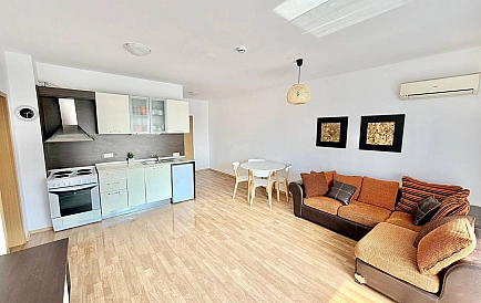 ID 15257 Четырехкомнатная квартира в Виньярдс Фото 2