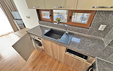 ID 14930 Трехкомнатная квартира в Феникс Фото 8