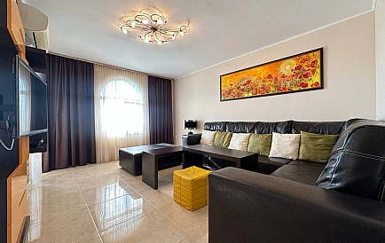 ID 14659 Трехкомнатная квартира в Эстебан Фото 2