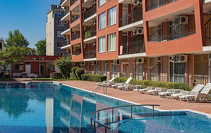 ID 15301 Двухкомнатная квартира в Сансет Бич 4 Фото 1 