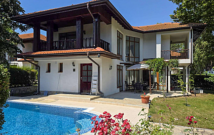 ID 15607 Двухэтажный дом в Флорал Медоуз Фото 1 