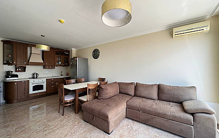 ID 13080 Трехкомнатная квартира в Адмирал Фото 1 